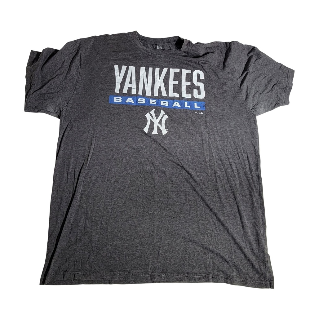Fanatics New York Yankees Baseball T-Shirt Mens 2XLB Gray Graphic Tee MLB Logo